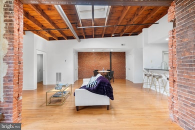 722 N 2nd St unit 301, Philadelphia, PA 19123 - photo 5