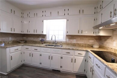 1370 Iron Mountain Rd, Asheboro, NC 27205 - photo 5