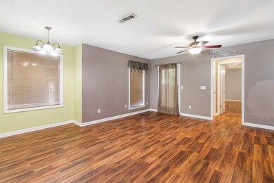 1409 N Cherokee Ave, Dothan, AL 36303 - photo 3