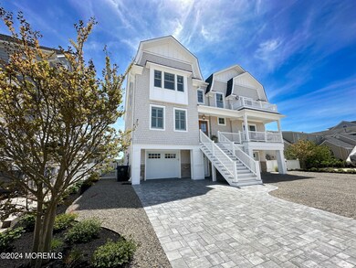 520 Normandy Dr unit WKLY SUMMER RENTAL, Mantoloking, NJ 08738 - photo 2
