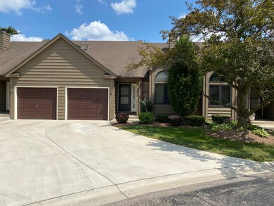 172 Dunbar Ln unit 22, East Dundee, IL 60118 - photo 2
