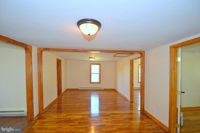 67 Berryville Cir, Berkeley Springs, WV 25411 - photo 6