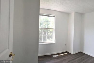 1306 E Spring Meadow Ct, Edgewood, MD 21040 - photo 7