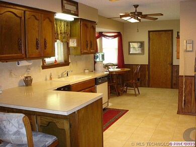 Large Kitchen with lots of counter space