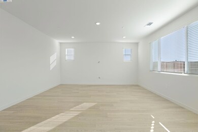 2311 Admiral Ct, Brentwood, CA 94513 - photo 6