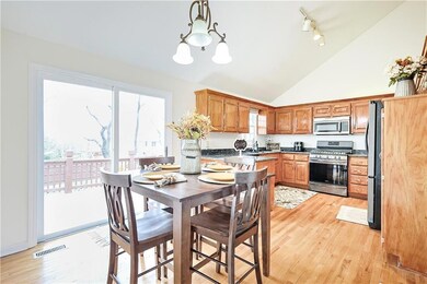 3904 Remington Ct, Saint Joseph, MO 64506 - photo 7