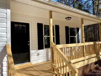 *PHOTOS ARE REPRESENTATIVE OF BUILD**