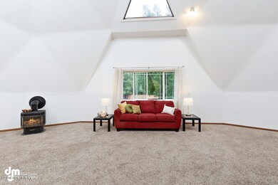 Living Room 20190710-DW-40891-SMALL