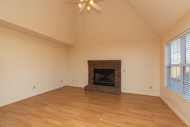 331 Iverleigh Ln, Jacksonville, NC 28540 - photo 7