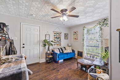 507 W Chambers St, Cleburne, TX 76033 - photo 6