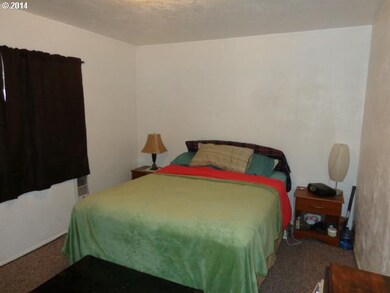 1460 Morningside Dr, Eugene, OR 97401 - photo 6