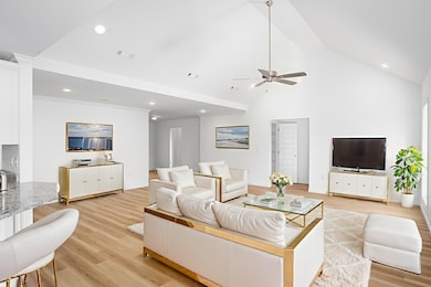 275 Knight Dr, Tuscumbia, AL 35674 - photo 3