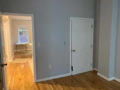 2 Baldwin Place unit 2R, Boston, MA 02113 - photo 7