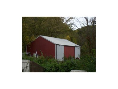 Barn 30x40 w/ Electricity & Concrete Floor