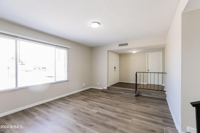 003-photo-living-room-11180234