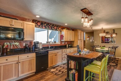 606 N Larch Ave, East Wenatchee, WA 98802 - photo 5