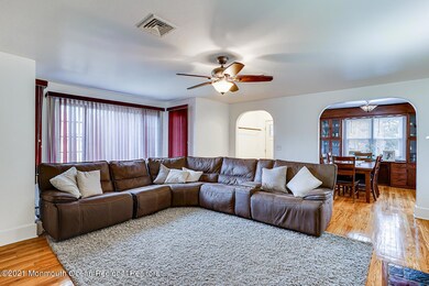 240 Wall St, Eatontown, NJ 07724 - photo 5