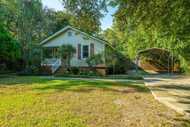 1711RiverFrontDr003