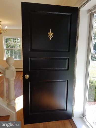 5709 Leaf Ln, Elkridge, MD 21075 - photo 3