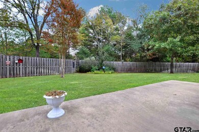 1841 1841 Hollylake Cir, Tyler, TX 75703 - photo 6