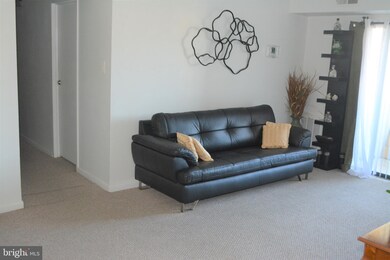 605 Center St unit 102, Herndon, VA 20170 - photo 6