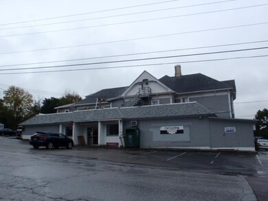140 N Main St, Rutland, VT 05701 - photo 3