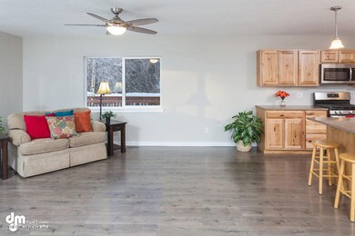 Living Room_DMD_1624-SMALL