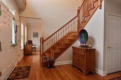 38 Oneill Dr, Moosic, PA 18507 - photo 4
