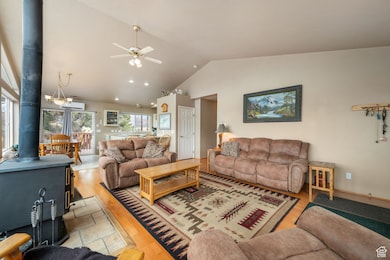 635 N Cougar Ln, Apple Valley, UT 84737 - photo 5