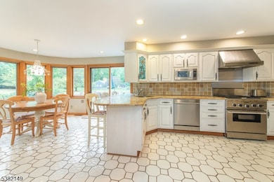 4 Spruce Rd, Caldwell, NJ 07006 - photo 5