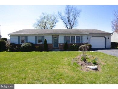 2616 Whittier Ave, Reading, PA 19608 - photo 2