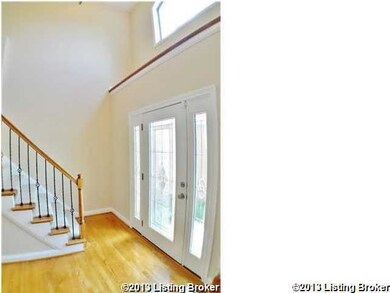 11037 Radleigh Ln, Louisville, KY 40291 - photo 3