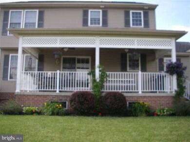 110 Bachtell Cir, Smithsburg, MD 21783 - photo 4