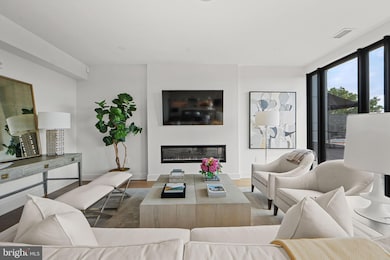 210 E 2nd St unit 402, Frederick, MD 21701 - photo 6