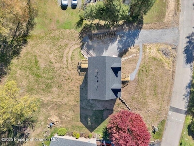 213 Highfield Dr, Tunkhannock, PA 18657 - photo 2