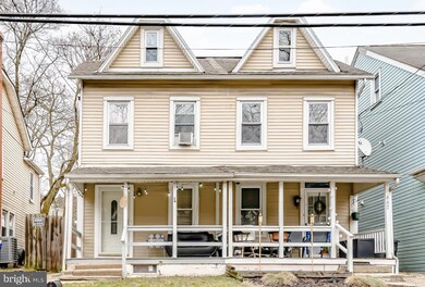 664 Manatawny St, Pottstown, PA 19464 - photo 2