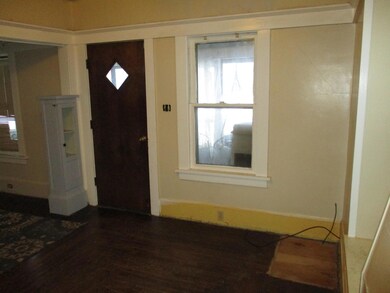 1712 E Ganson St, Jackson, MI 49202 - photo 4