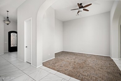 2334NEstatesCir-8