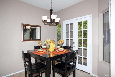 Eat-In Kitchen