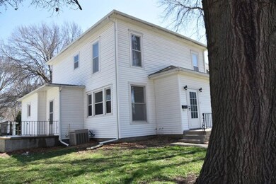 703 S Center St, Shenandoah, IA 51601 - photo 4