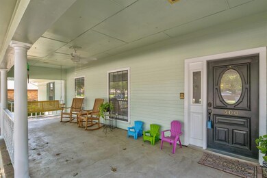 500 Hyde Park Blvd, Cleburne, TX 76033 - photo 2