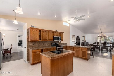 959 N Roadrunner Rd, Apache Junction, AZ 85119 - photo 7
