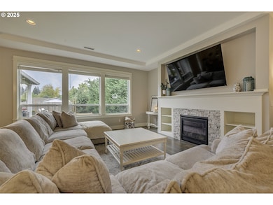 211 E 16th St, Lafayette, OR 97127 - photo 5