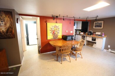 Living/dining/kitchen