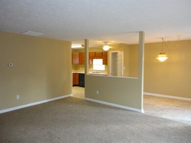 148 Hilltop Farms Blvd, Whiteland, IN 46184 - photo 3