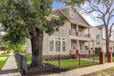 219 W 10th St, Houston, TX 77008 - photo 2