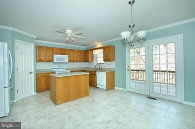 1030 Hidden Moss Dr, Cockeysville, MD 21030 - photo 3