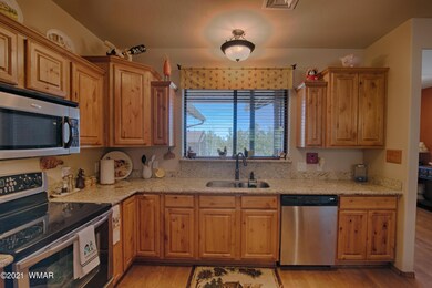 Kitchen (2)