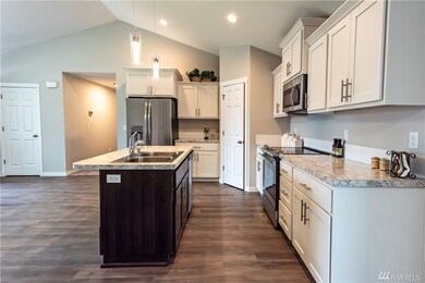 220 Wind River Dr, Chehalis, WA 98532 - photo 3