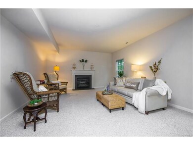 7112 Lavender Ln, Moseley, VA 23120 - photo 5